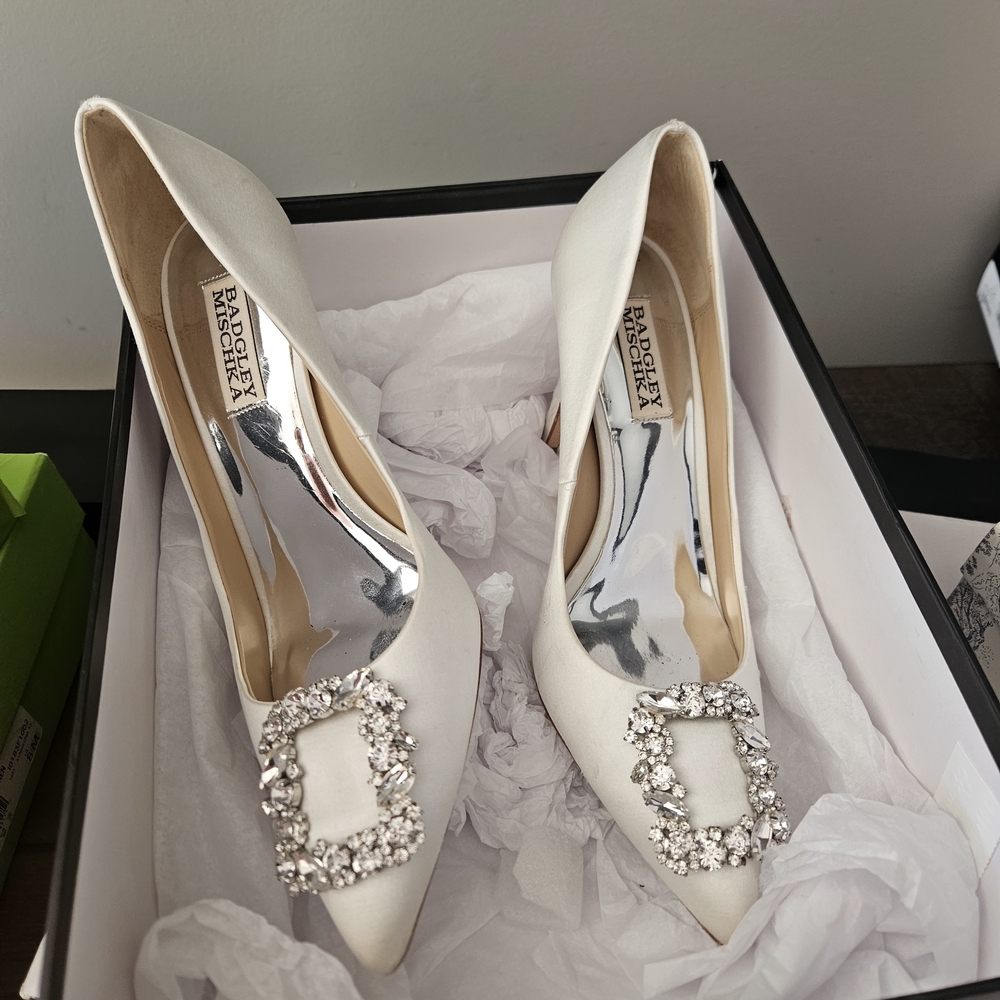 Badgley Mischka Women's White Embellished Heels